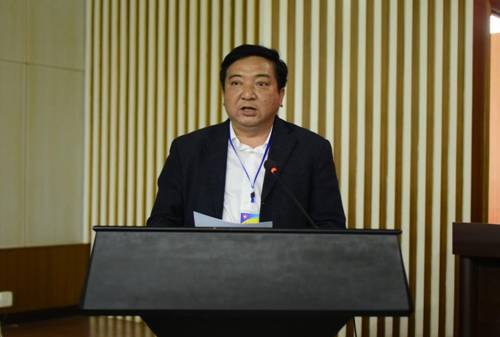 http://xww.hynu.edu.cn/__local/2/84/FB/FE23AD306E0215D405DC70B8E15_5869AAB2_106D4.jpg